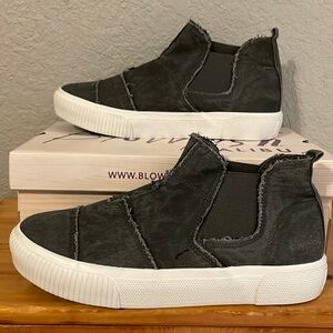 Blowfish shoes size 9